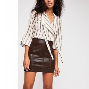 Free people FAUX LEATHER MINISKIRT  size 0 NWOT